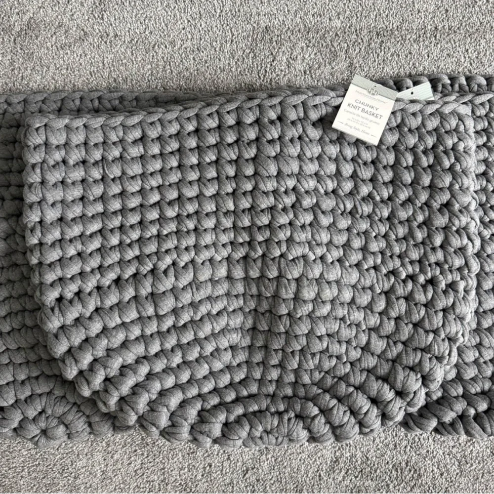 Huntington Home Heavy Chunky Knit Basket